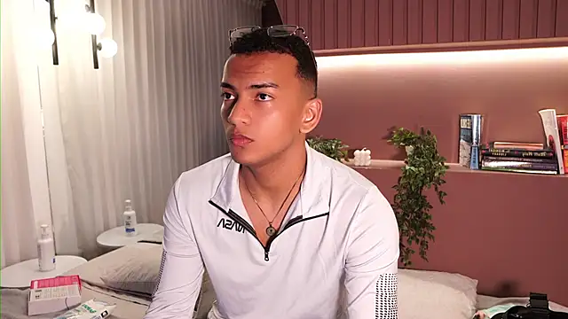 Rafa2004Cruz online show from March 24, 2026, 1:55 pm