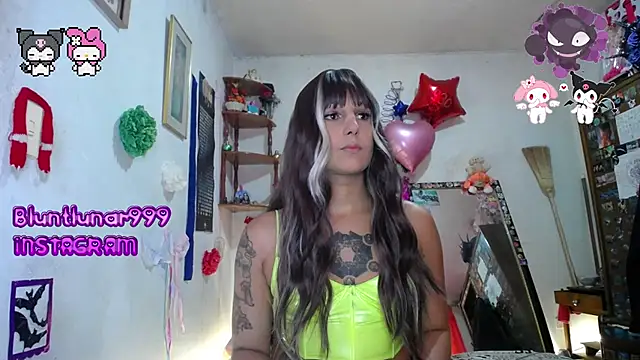 purplekattlyn online show from March 12, 2025, 7:14 pm