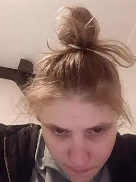 mokra olka online show from February 15, 2025, 8:23 pm