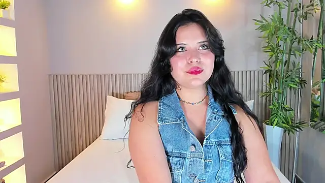 Snapshot of GeorginaReyes chatting on March 6, 2025, 11:09 pm GeorginaReyes online show from March 6, 2025, 11:09 pm