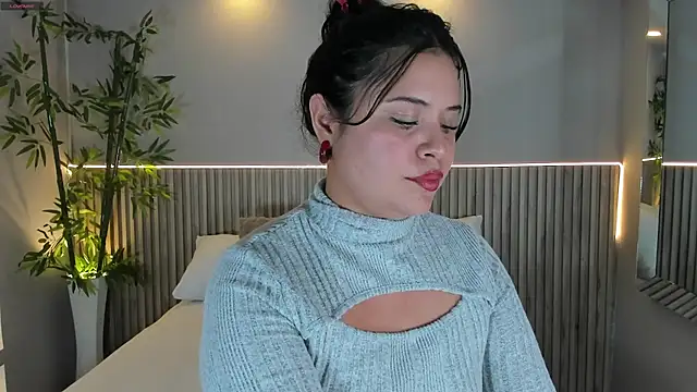 Snapshot of GeorginaReyes chatting on March 14, 2025, 10:38 pm GeorginaReyes online show from March 14, 2025, 10:38 pm