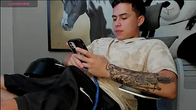 Snapshot of mattiwsmorris_ chatting on September 13, 2025, 3:12 pm mattiwsmorris  online show from September 13, 2025, 3:12 pm