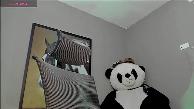 Snapshot of mattiwsmorris_ chatting on September 12, 2025, 3:34 pm mattiwsmorris  online show from September 12, 2025, 3:34 pm