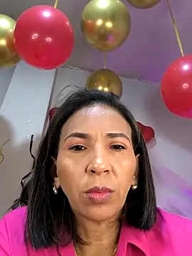 Snapshot of Mrsvictoriaaa chatting on February 18, 2025, 2:38 pm Mrsvictoriaaa online show from February 18, 2025, 2:38 pm