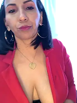 Mrsvictoriaaa online show from February 17, 2026, 7:55 pm