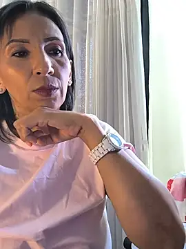 Mrsvictoriaaa online show from July 16, 2026, 8:06 pm