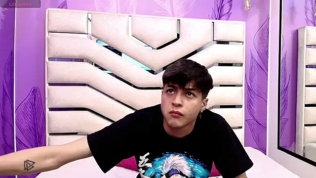 stonne69 online show from May 30, 2026, 9:42 pm