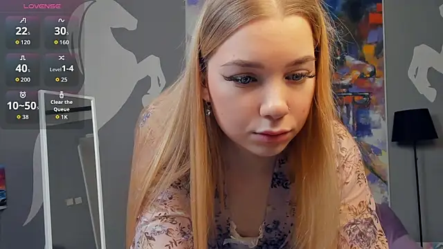 FloraBonde online show from October 12, 2025, 11:55 am