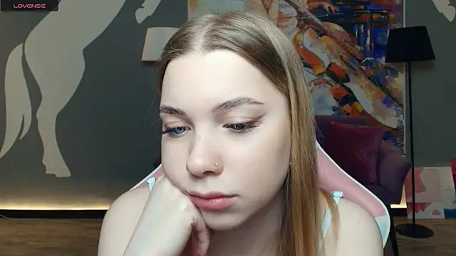 FloraBonde online show from December 20, 2025, 10:07 am