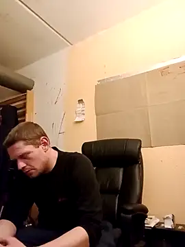 Snapshot of VickyDevilEU chatting on October 21, 2025, 12:00 am VickyDevilEU online show from October 21, 2025, 12:00 am