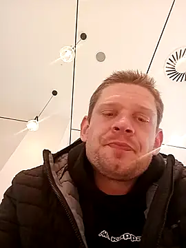 Snapshot of VickyDevilEU chatting on October 18, 2025, 2:19 pm VickyDevilEU online show from October 18, 2025, 2:19 pm