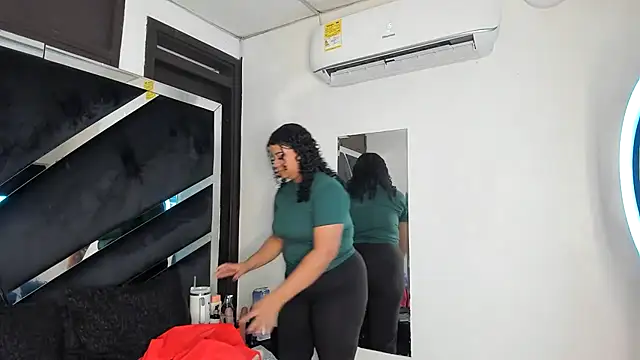 Snapshot of Rubyxht chatting on February 12, 2026, 12:49 pm Rubyxht online show from February 12, 2026, 12:49 pm