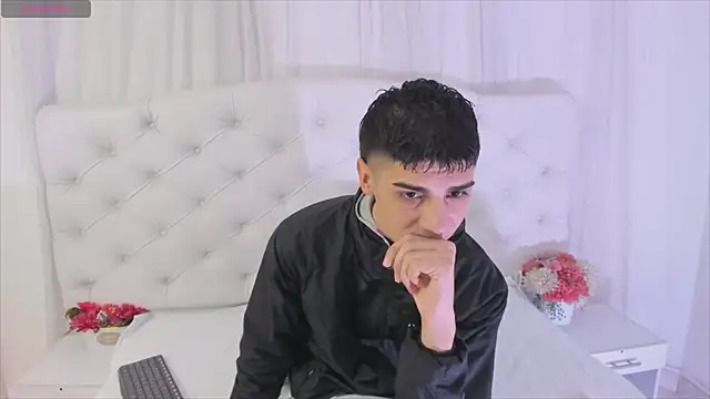 frank jhonsson online show from September 16, 2025, 7:04 pm