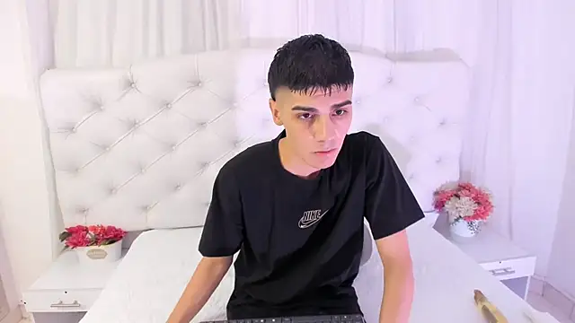 frank jhonsson online show from September 20, 2025, 5:07 pm