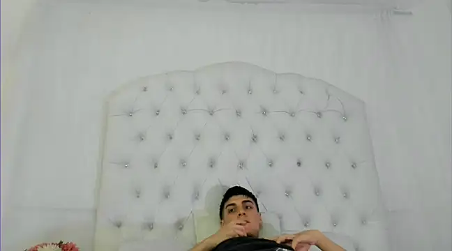 frank jhonsson online show from March 18, 2025, 7:12 pm