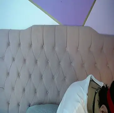 Snapshot of Damiian21_ chatting on March 17, 2025, 1:29 pm Damiian21 online show from March 17, 2025, 1:29 pm