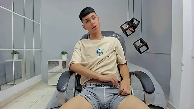 Snapshot of Johann_sex chatting on September 13, 2025, 5:24 pm Johann sex online show from September 13, 2025, 5:24 pm