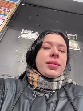 AlishaPrettyBlade online show from March 12, 2025, 3:24 am