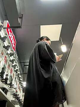 AlishaPrettyBlade online show from October 10, 2025, 11:11 am