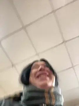 AlishaPrettyBlade online show from March 4, 2025, 3:33 am