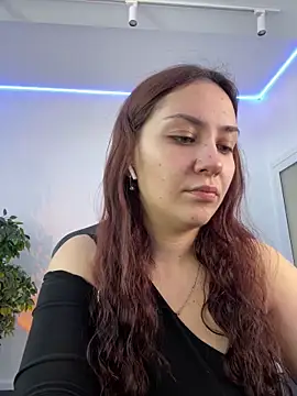 AshleySkott  online show from September 26, 2025, 8:10 am