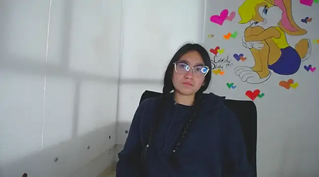 Snapshot of Arielle_lov chatting on February 26, 2025, 11:32 am Arielle lov online show from February 26, 2025, 11:32 am