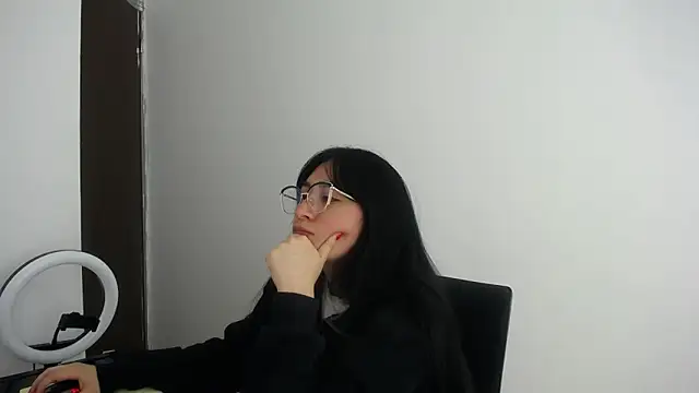 Arielle lov online show from February 11, 2026, 11:32 am