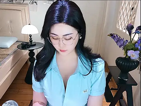 Snapshot of Tingdie chatting on September 29, 2025, 5:29 pm Tingdie online show from September 29, 2025, 5:29 pm