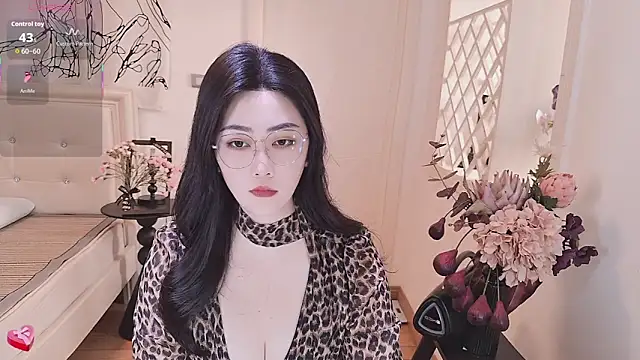 Snapshot of Tingdie chatting on October 15, 2025, 11:02 pm Tingdie online show from October 15, 2025, 11:02 pm