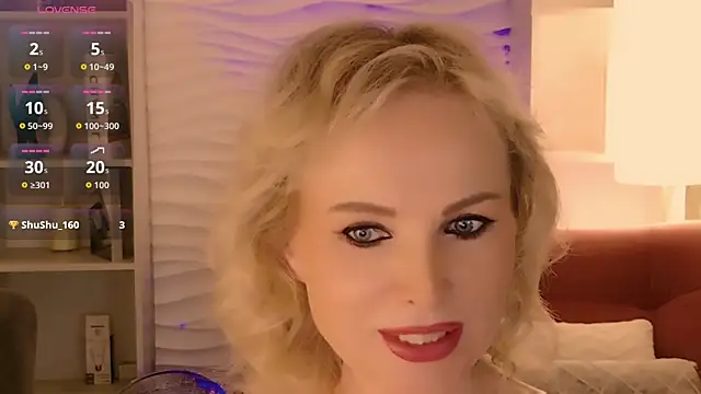 Snapshot of Sandra_Kind chatting on June 30, 2026, 5:40 am Sandra Kind online show from June 30, 2026, 5:40 am
