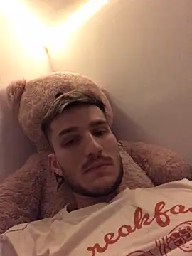 yoyoboy988 online show from February 17, 2025, 9:10 pm