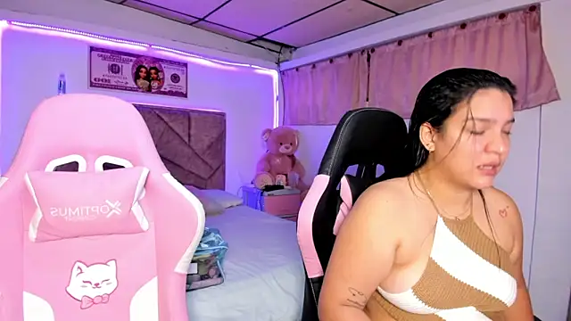 Snapshot of Cristal_Smith20 chatting on June 11, 2026, 12:02 pm Cristal Smith20 online show from June 11, 2026, 12:02 pm