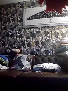 Louna45dv online show from September 15, 2025, 8:42 pm