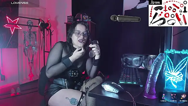 OnyxDiosaGotica online show from October 10, 2025, 4:35 am