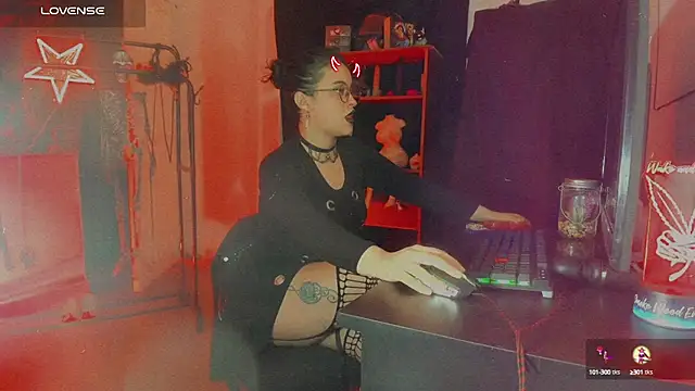 OnyxDiosaGotica online show from October 12, 2025, 2:46 am