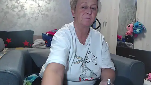 RosesandLillies online show from March 18, 2026, 5:36 pm