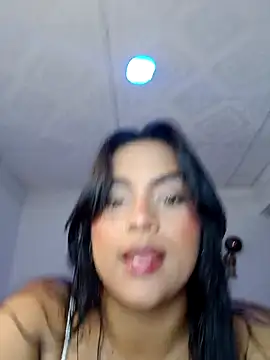 victoria roussee online show from February 26, 2026, 7:19 am