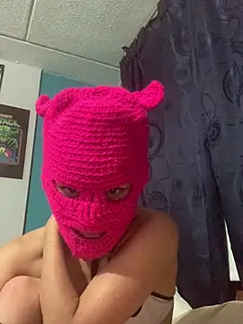 NatashaRex online show from February 26, 2025, 8:39 am