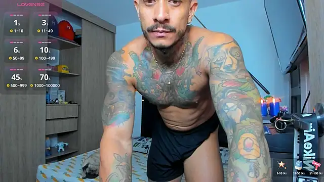 Snapshot of fitnolan chatting on March 19, 2025, 10:11 am fitnolan online show from March 19, 2025, 10:11 am