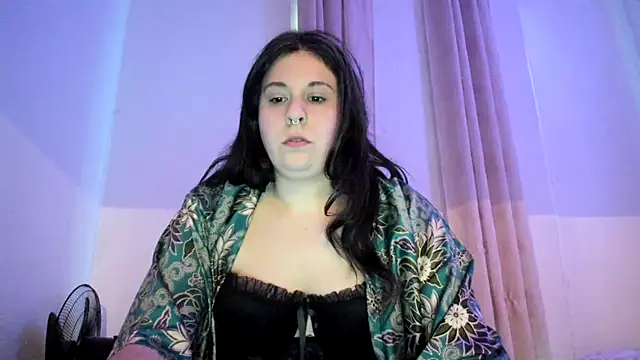 Snapshot of Rosiee69_ chatting on February 19, 2025, 10:09 pm Rosiee69 online show from February 19, 2025, 10:09 pm