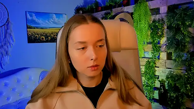 JenniferGraces online show from October 7, 2025, 9:54 am