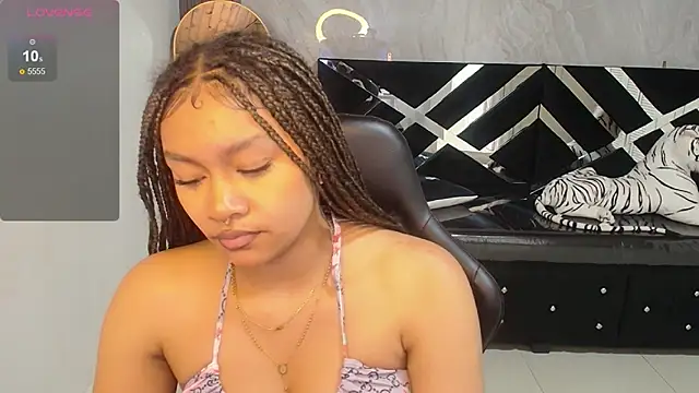 Snapshot of catalina25_t chatting on February 23, 2026, 2:06 pm catalina25 t online show from February 23, 2026, 2:06 pm