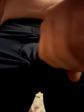 Snapshot of Cummaker69 chatting on February 3, 2026, 2:32 am Cummaker69 online show from February 3, 2026, 2:32 am