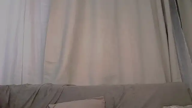 JanelleBrown  online show from December 20, 2025, 2:53 pm