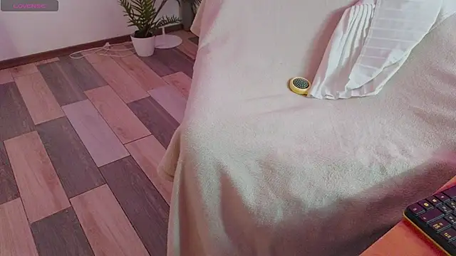 baby debbie online show from January 9, 2026, 4:08 am