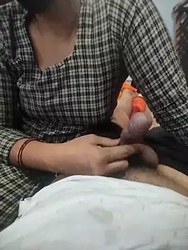 indian couple4 online show from October 29, 2025, 4:00 am