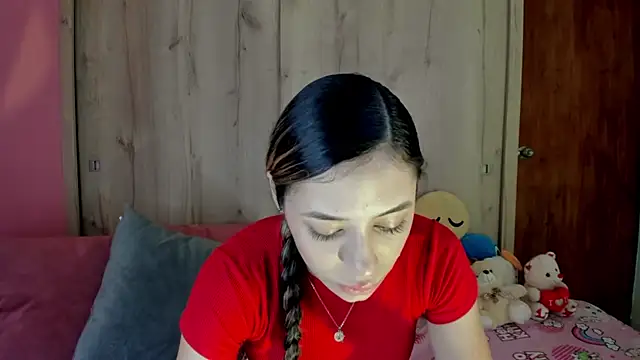 Snapshot of TANIA_06 chatting on June 17, 2026, 1:21 pm TANIA 06 online show from June 17, 2026, 1:21 pm