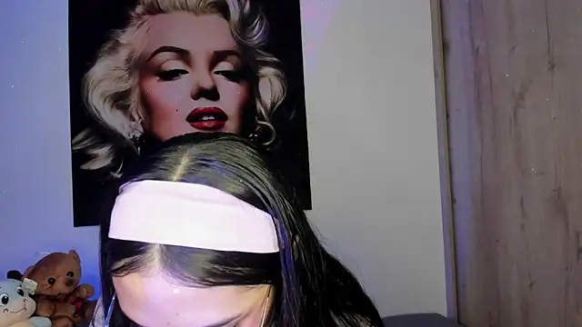 TANIA 06 online show from October 30, 2025, 1:31 pm