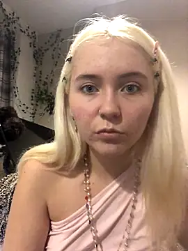 Blondie Sofia Essexbabe online show from November 8, 2025, 7:39 pm