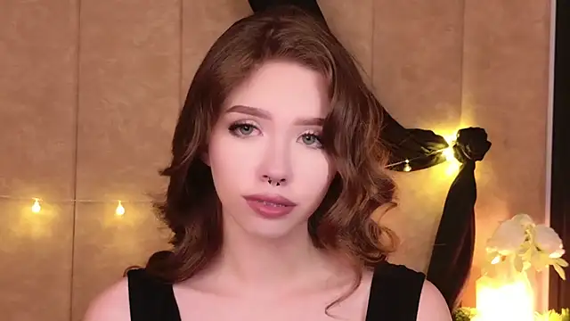 Sierra Fane online show from October 18, 2025, 5:53 am